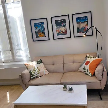 Apartamento Cosy Proche Gare, Parking Privé, Wi-fi Gratuit